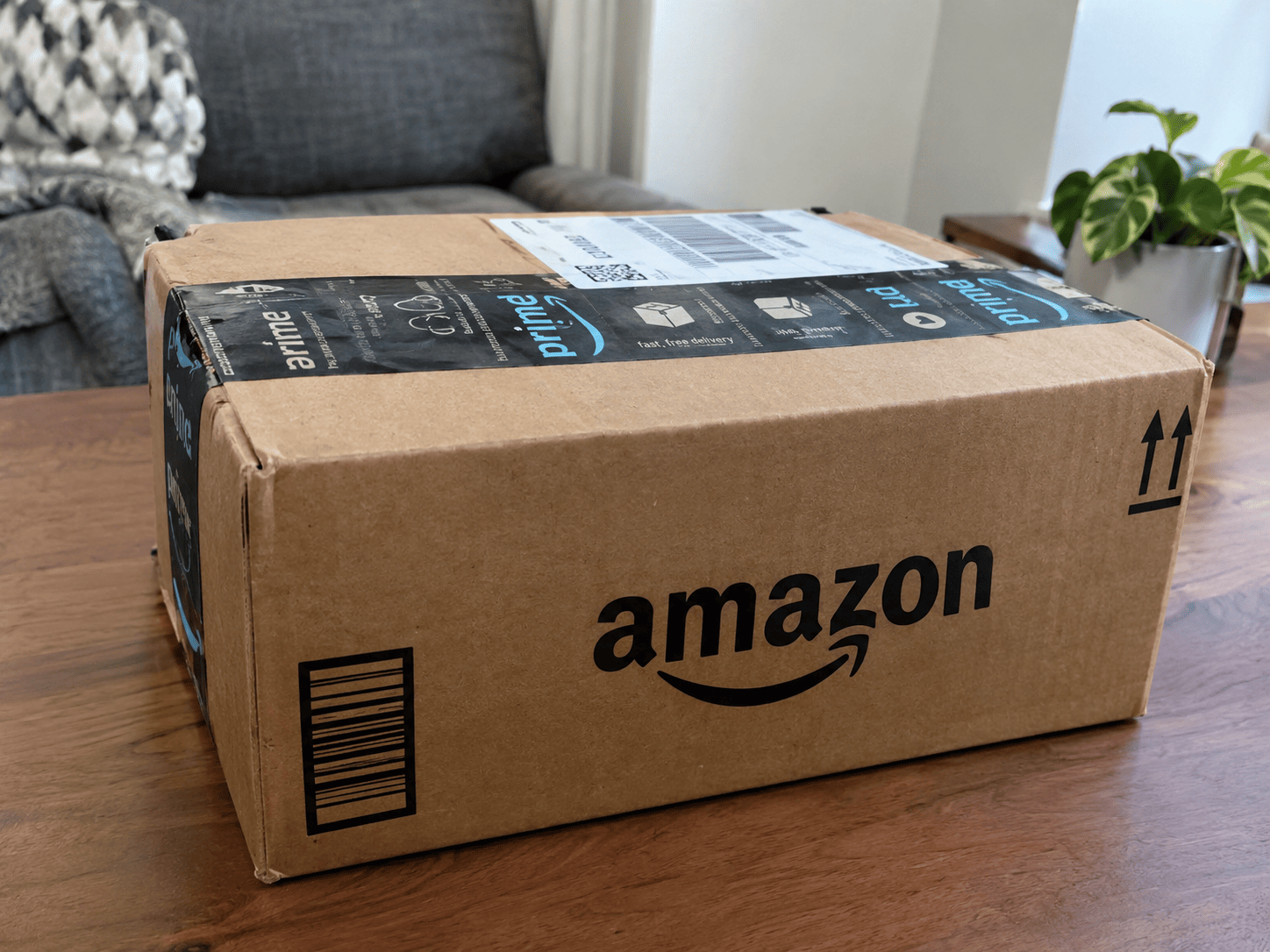Amazon Trims Nearly 1,000 Roles in Stores Unit as AI Investment Reshapes Priorities