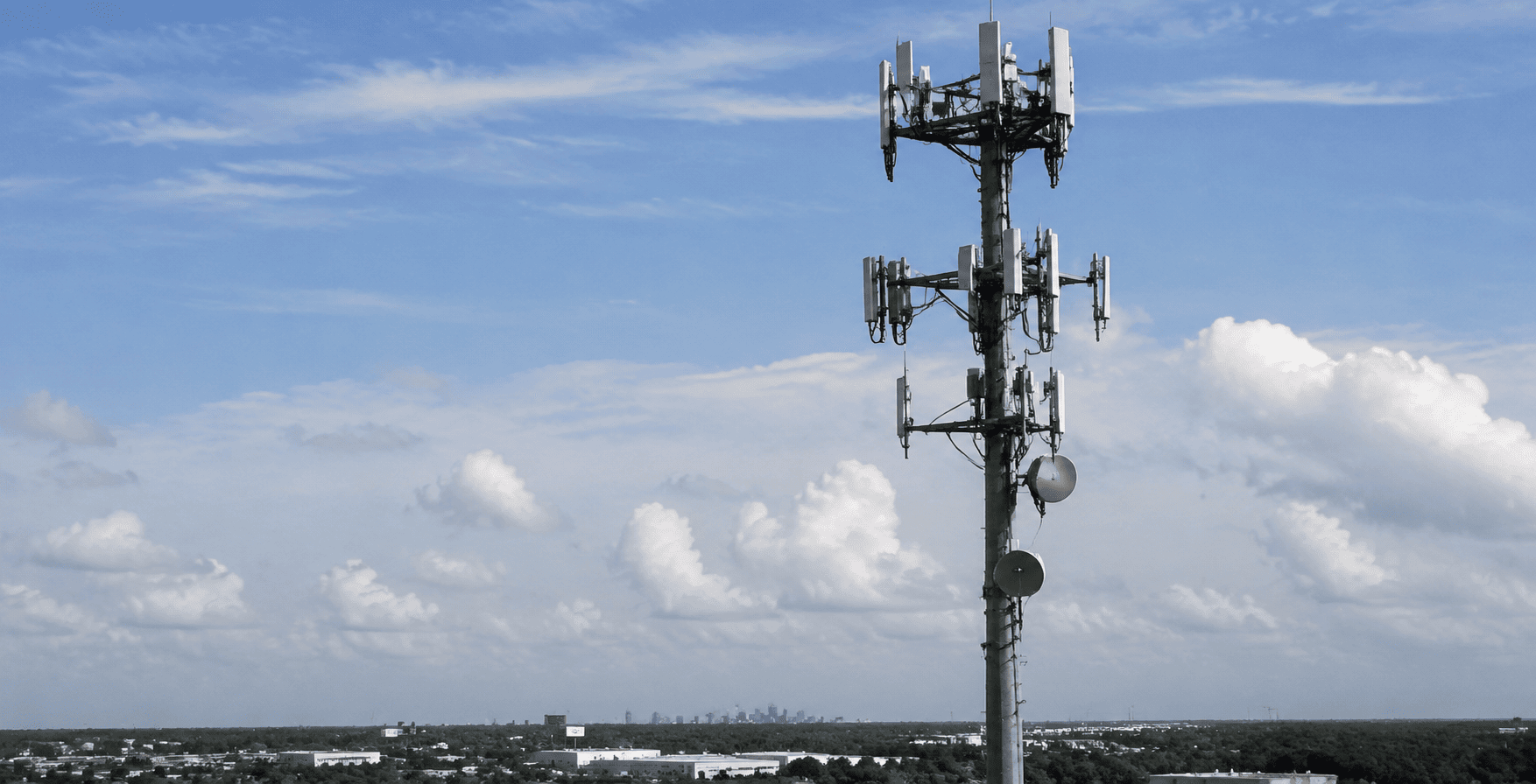 AT&T CEO Stankey Dismisses Starlink Threat After Q2 Earnings Beat