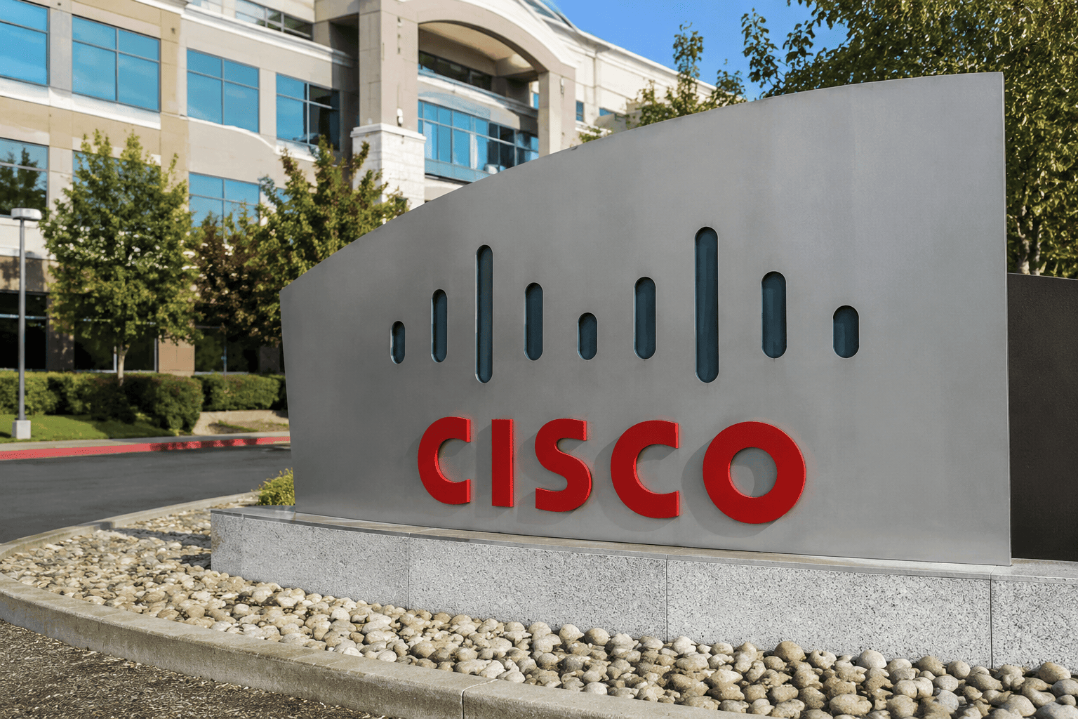 Cisco Leads Dow Jones Gains in 2026 as AI Infrastructure Demand Surges