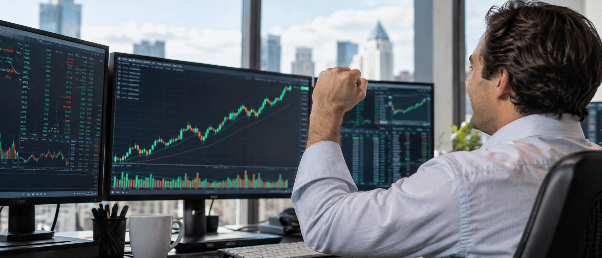 CLARITY Act Vote Could Unlock Gains for Coinbase, Robinhood, Circle