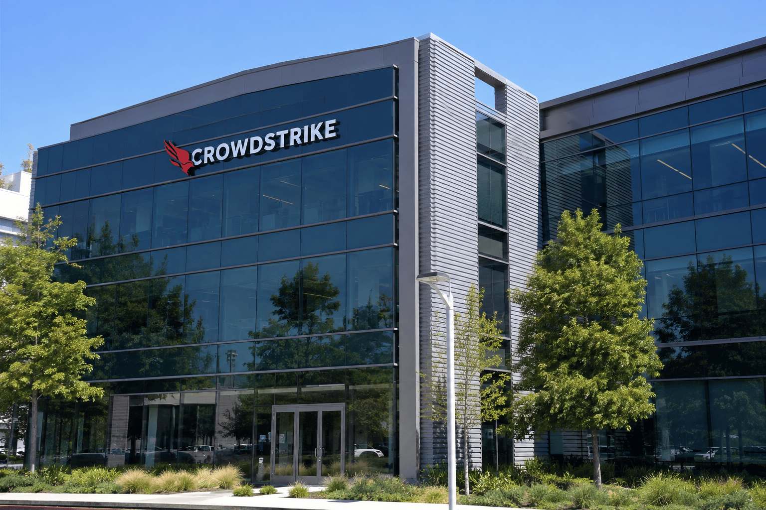 CrowdStrike's record quarter sparks 32% upside call from analysts