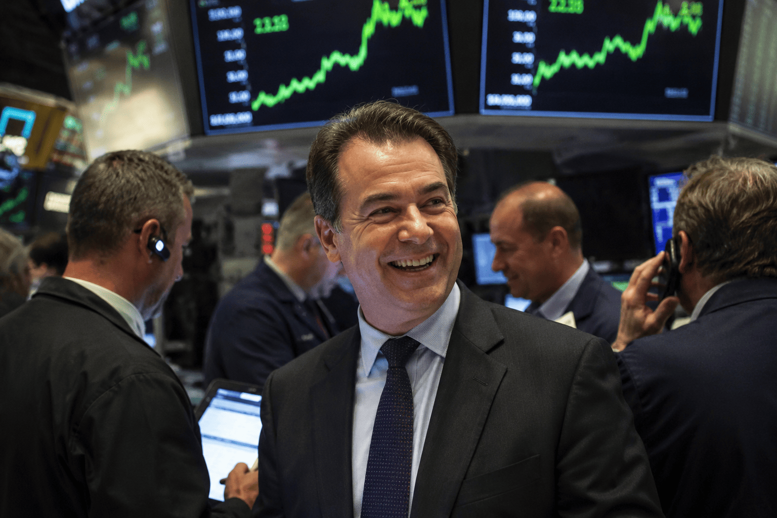 Crypto surges as Treasury buybacks, short squeeze fuel $190B rally