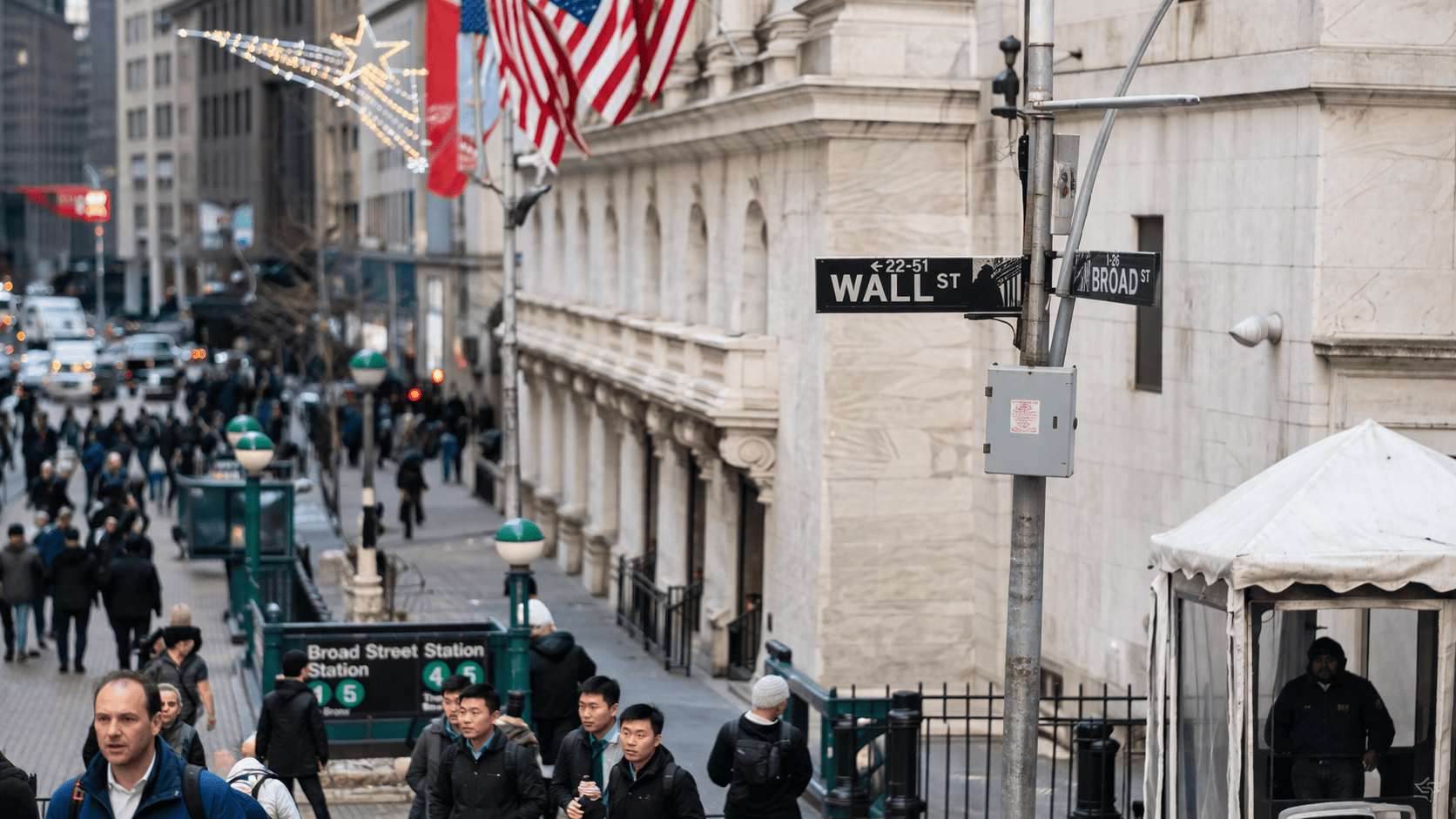 Dow climbs 155 points as AI chip rally builds ahead of Nvidia's earnings
