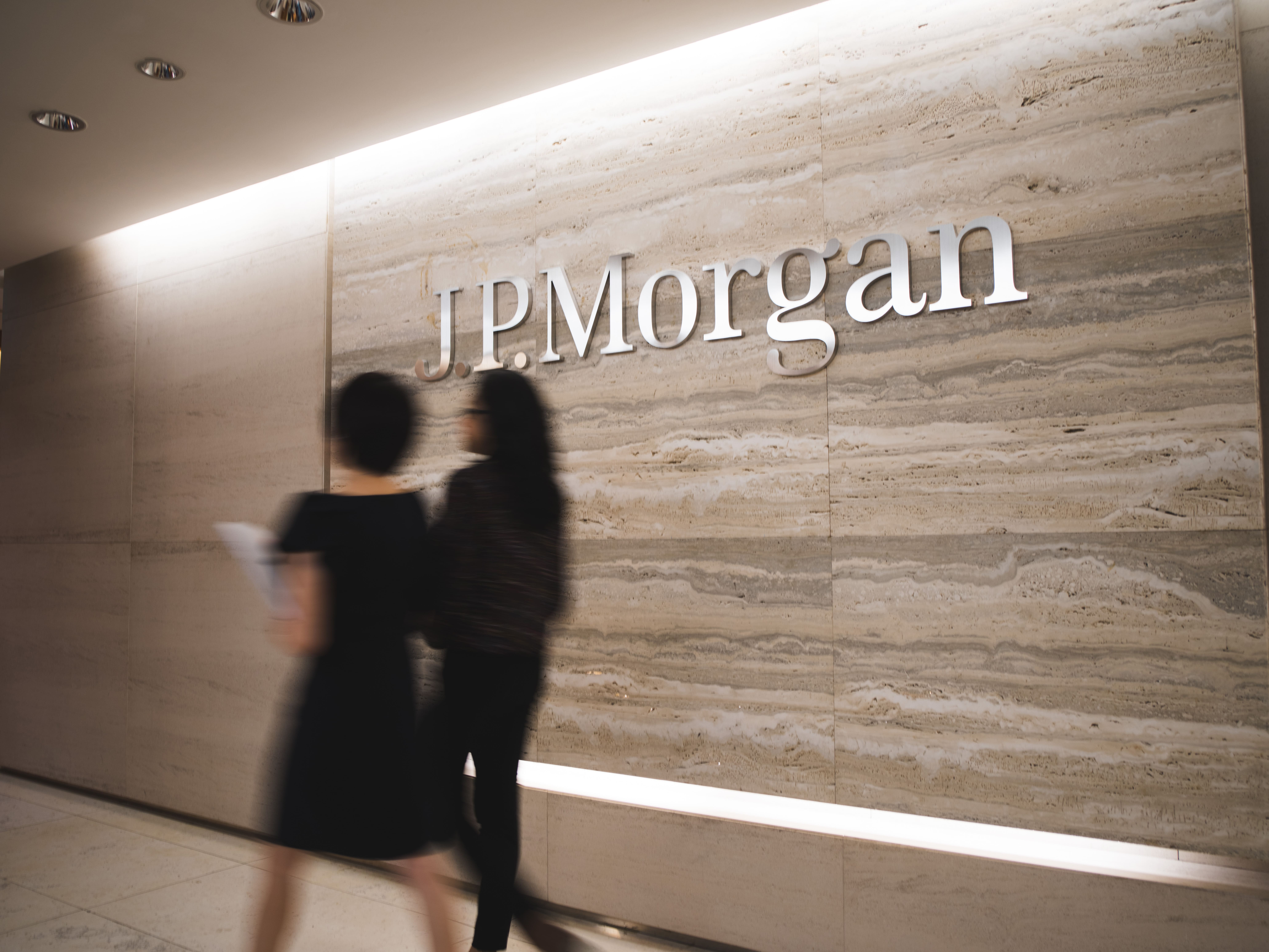 JPMorgan Q3 Misses Estimates; Stock Flat as Trading Growth Slows
