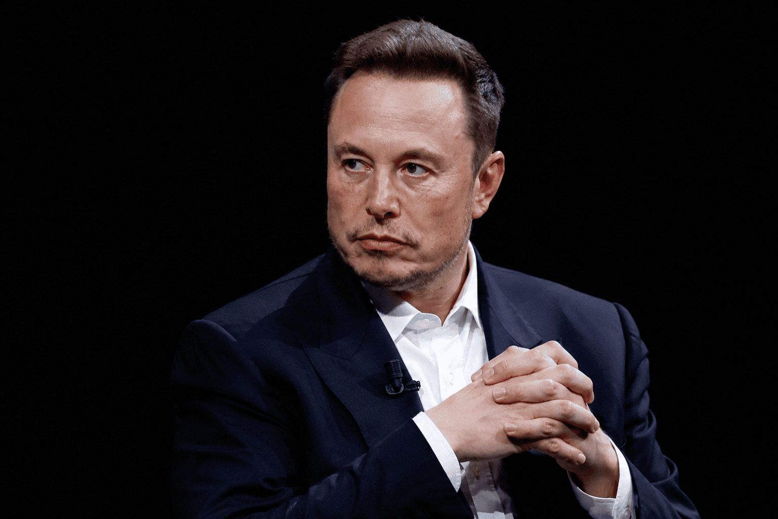 Musk's fortune nears $900B as SpaceX rally fuels trillionaire talk