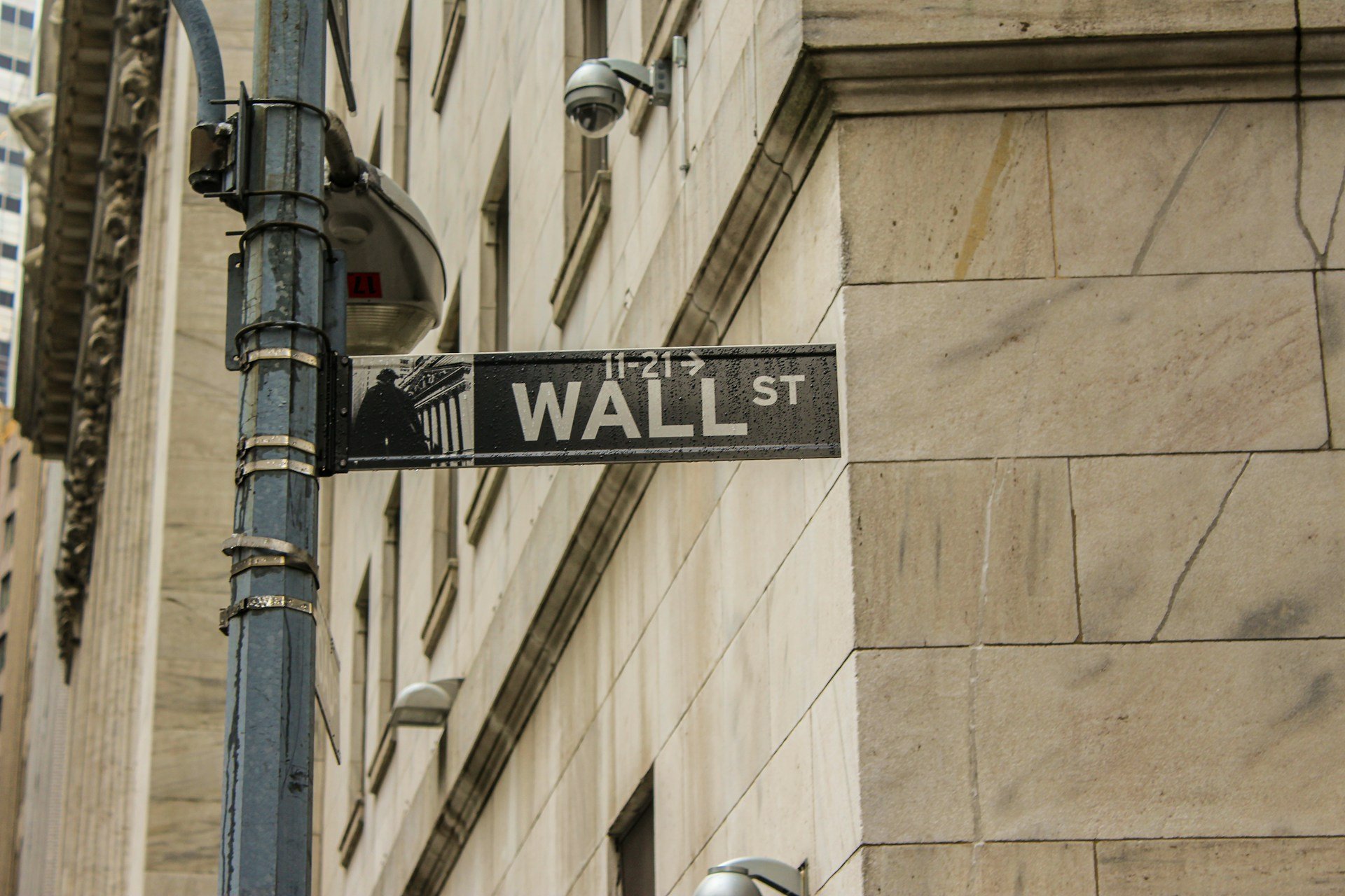 Nasdaq Futures Jump 150 Points as PayPal Takeover Bid and ASML Outlook Lift Sentiment