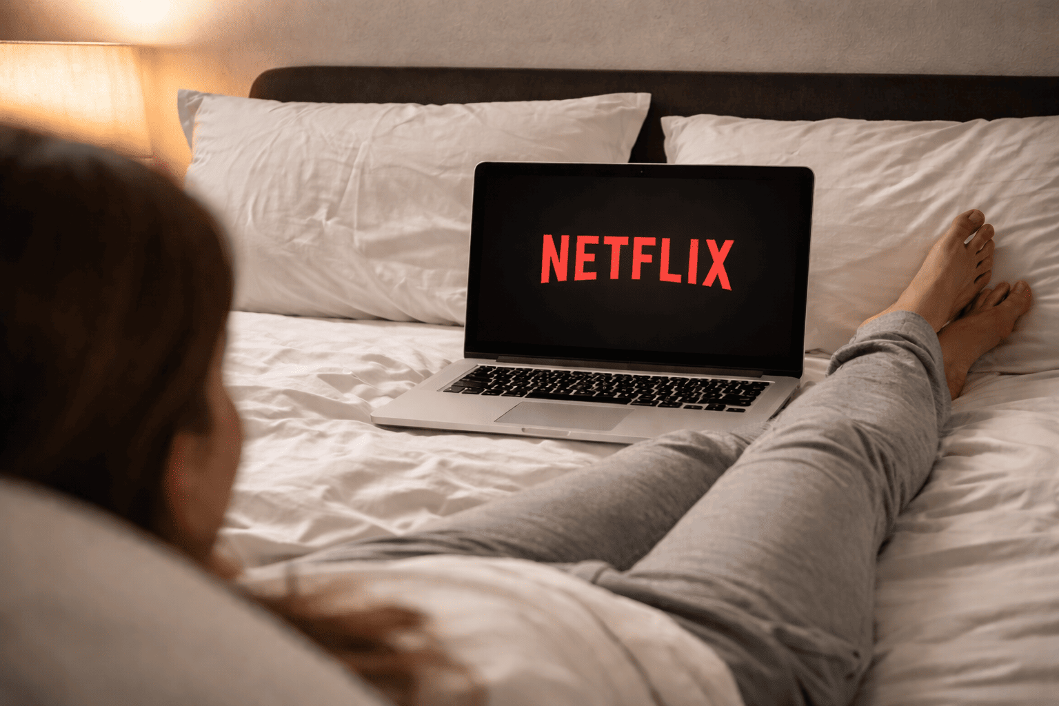 Netflix Shares Drop 10% on Subdued Outlook Despite Q1 Earnings Beat