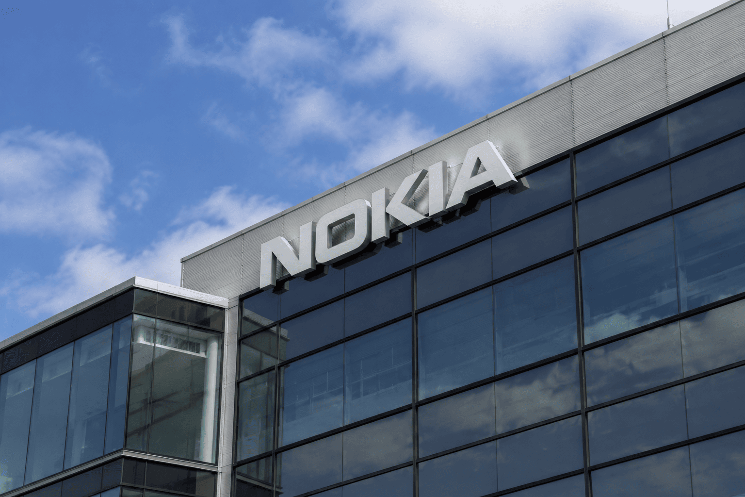 Nokia Lifts 2026 Profit Forecast as AI and Cloud Revenue Doubles to €446M