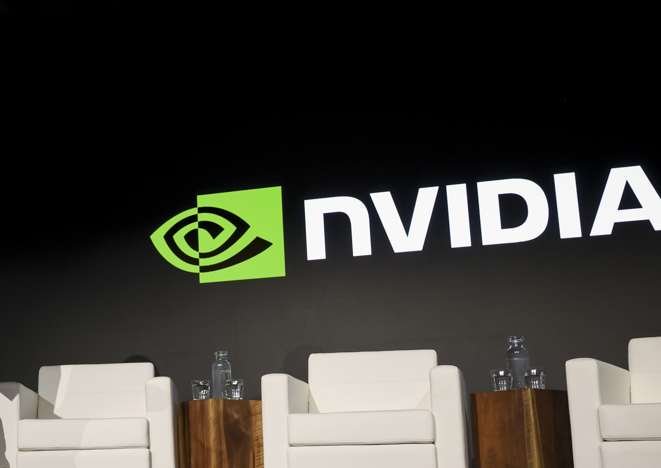 Nvidia Shares Slide 2% as Hot CPI Data Spurs Rate-Hike Bets