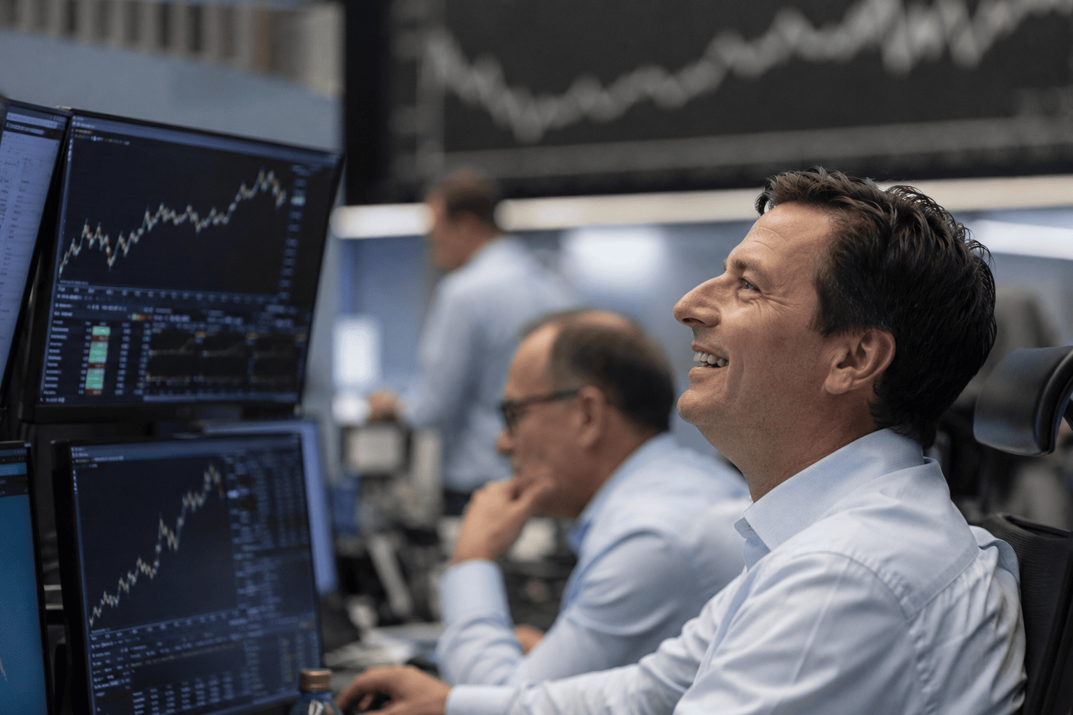 S&P 500, Dow hit records as AI earnings surge and oil prices slide