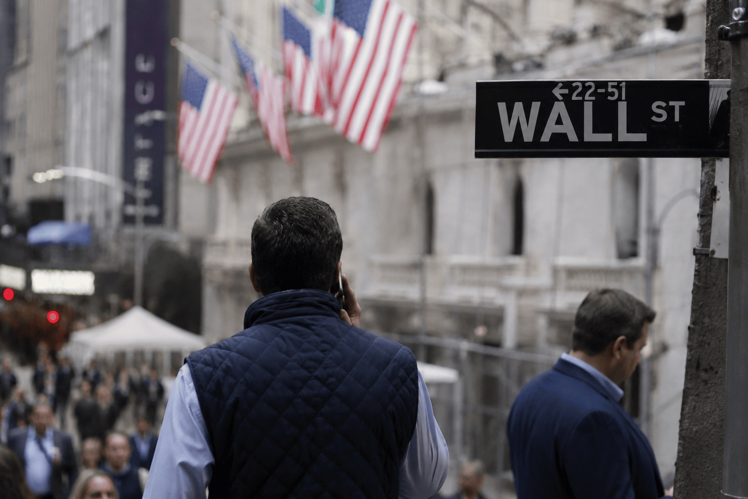 S&P 500 This Week: Iran Deal Risks, Micron Earnings, and PCE Data in Focus