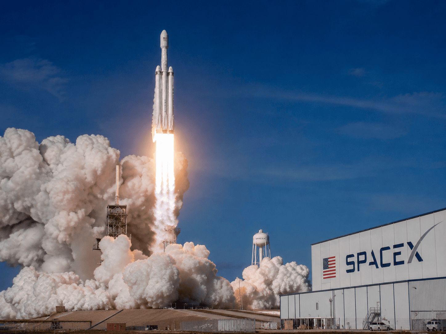 SpaceX options price 15% swing, $225B valuation shift ahead of first earnings