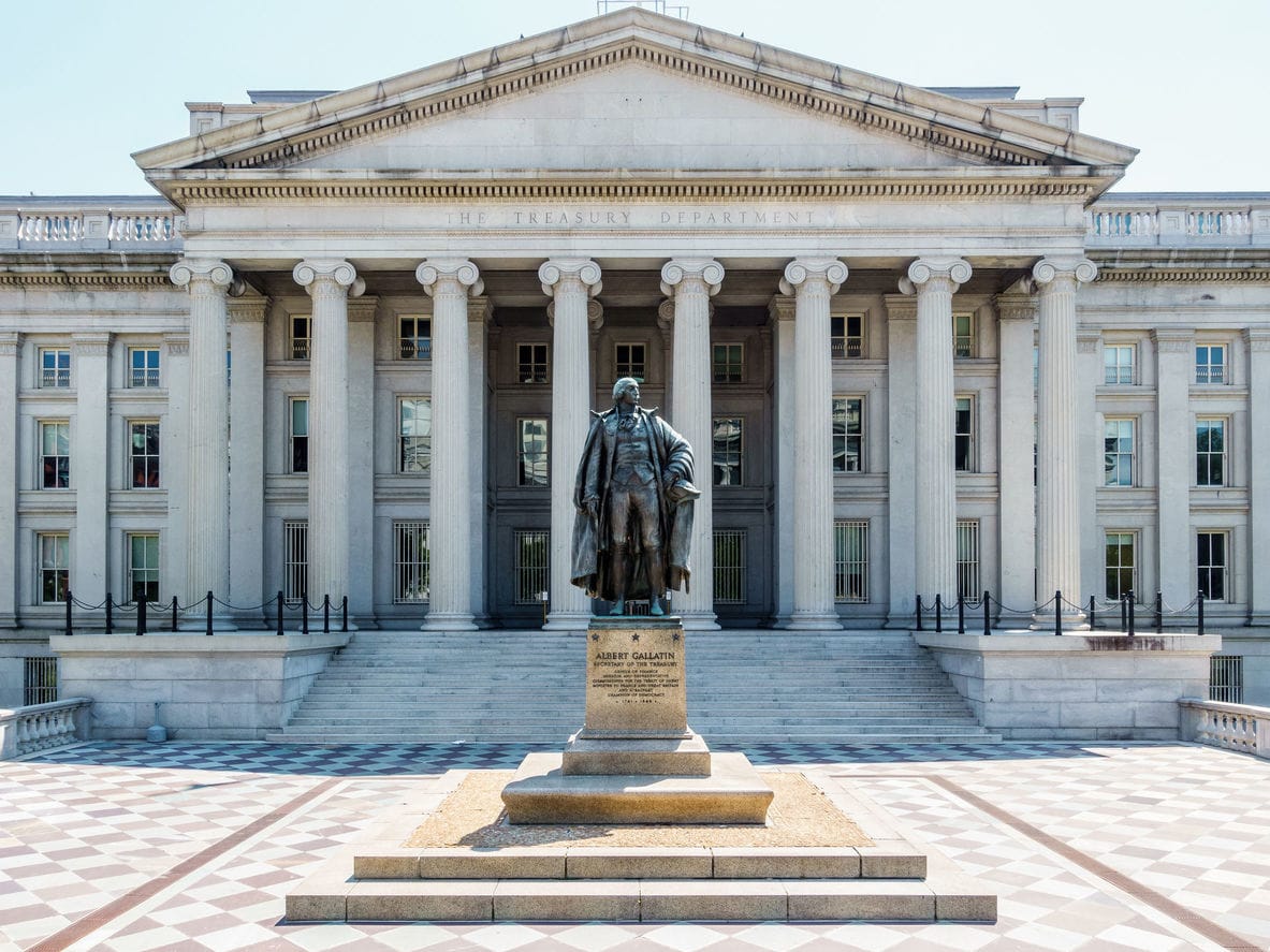 Treasury Yields Retreat as PCE Data Looms; Oil Prices Add Inflation Pressure